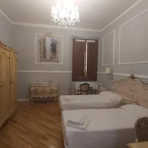https://appartamento-nel-cuore-di-firenze-piazza-signoria.it-tuscanyhotel.com