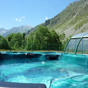 https://ledelweiss.fr-provencehotel.com